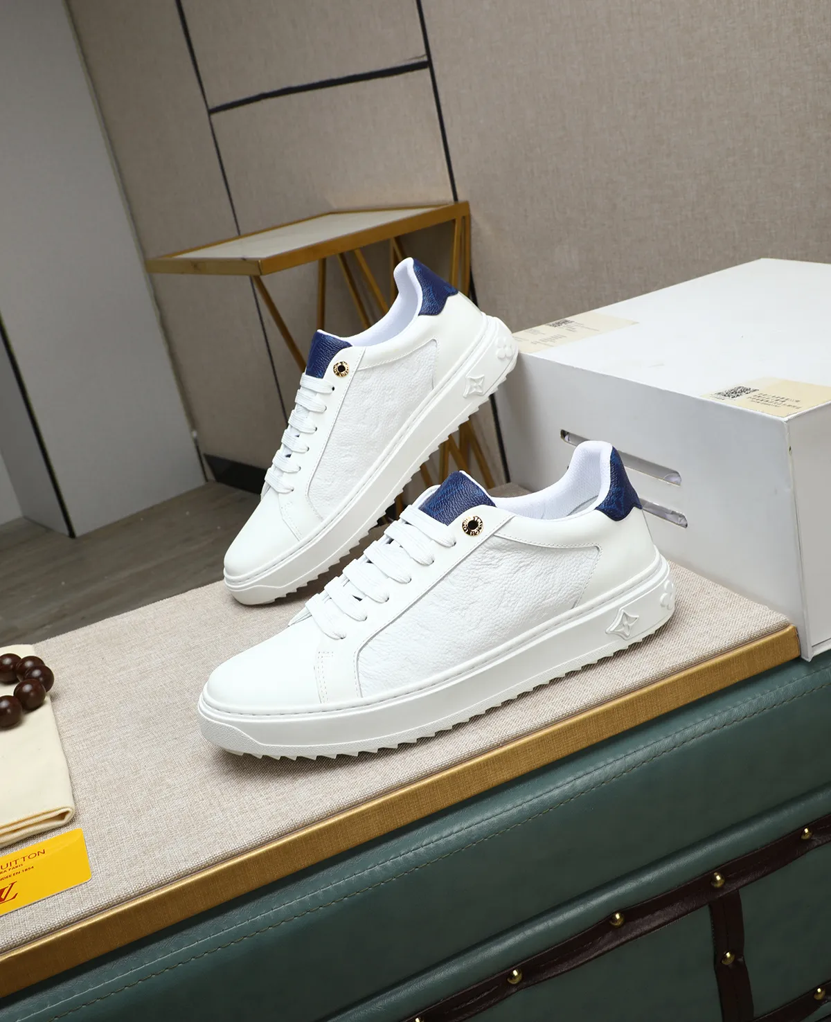 Men's men's shoes 💰540 📛📛(Niuli) high-end [LOUIS VUITTON] Louis Vuitton official website synchronized new products 👟Milan fashion catwalk style 🇰🇾🇰🇾LV family logo, celebrity style, a must-have for fashionistas ⚠️Top-layer calfskin ➕Cow leather lining ➕Mesh lining Official website original special outsole👞Number 38-44
